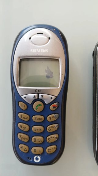 Lote 4 móviles antiguos: Nokia, Siemens, Motorola,