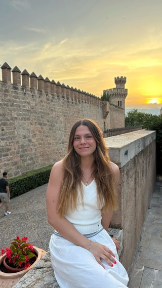 niñera en verano (total disponibilidad)