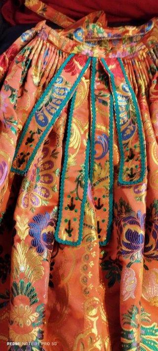 Vestido de Fallera naranja