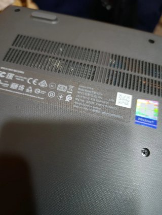 Portátil Lenovo V14 G5 Intel Core i3 8GB 512GB SSD