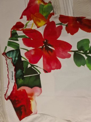 Camiseta Desigual floral multicolor