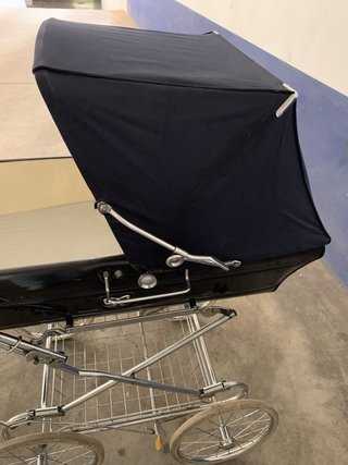 Carrito de bebé clásico negro