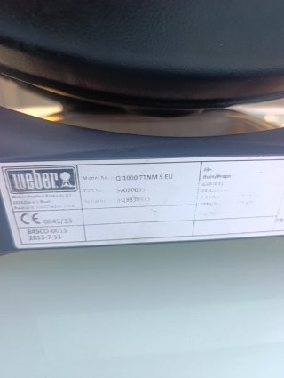 Barbacoa Gas Weber Q1000 Negra/Roja
