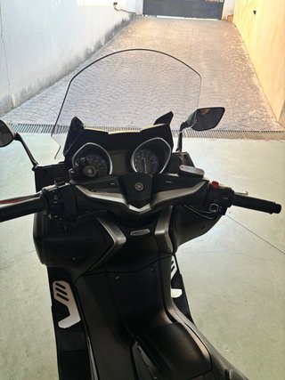 Tmax 530 2019 Negra