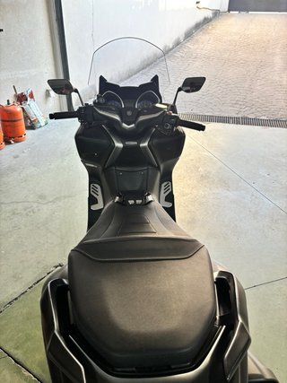 Tmax 530 2019 Negra