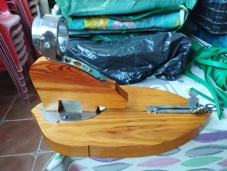 Jamonero de madera y metal. Jamonero profesional