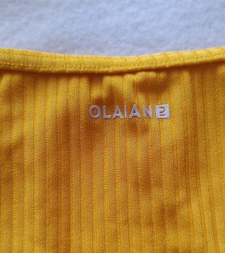 Bikini amarillo con tiras