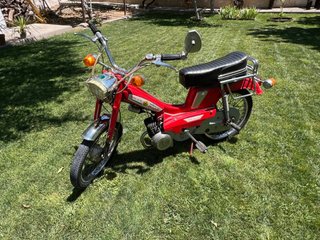Mobylette AV70 Ciclomotor Rojo