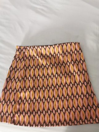 Falda mini Stradivarius estampado ovalos M