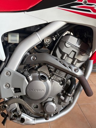 Honda CRF 250 L Roja y Blanca