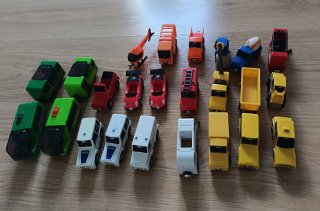 Circuito de coches de madera