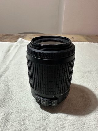 Nikon D3100 + 2 objetivos + batería