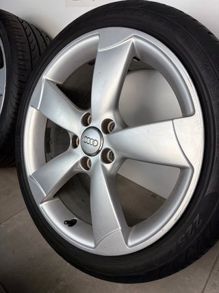 LLANTAS AUDI ROTOR A3 18 ORIGINALES CON NEUMÁTICOS