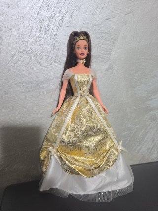 Barbie vestito oro principessa