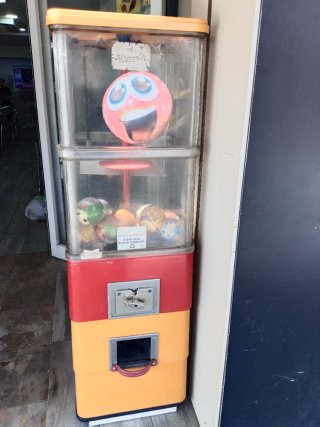 Máquina de bolas recreativas para locales