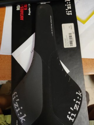 Sillín Fizik Antares R3 Regular Negro