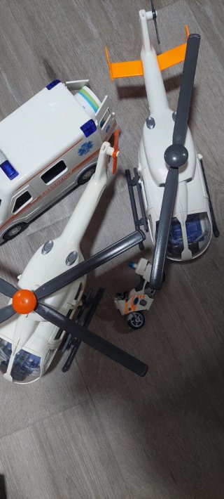 Playmobil Helicóptero Rescate City Life 70048