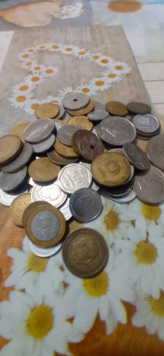 Lote de monedas variadas