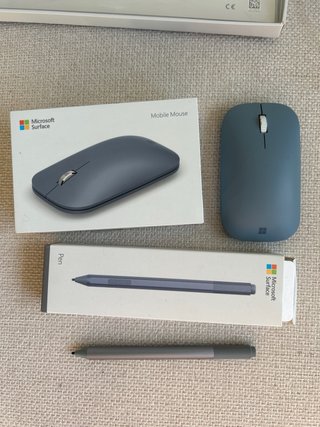 Microsoft Surface Pro 7 + Tastiera + Penna + Mouse