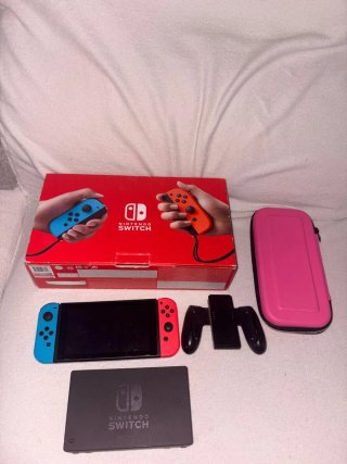 Nintendo Switch completo con accessori