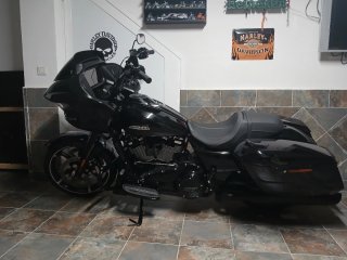 Harley-Davidson Road Glide Negra 2024
