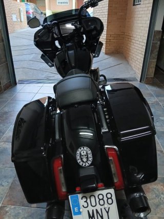 Harley-Davidson Road Glide Negra 2024
