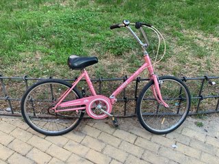 Bicicleta rosa BH