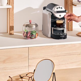 Cafetera Nespresso Zenius Profesional ZN100