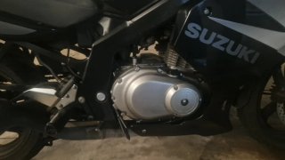Suzuki GS500F Negra y Plateada