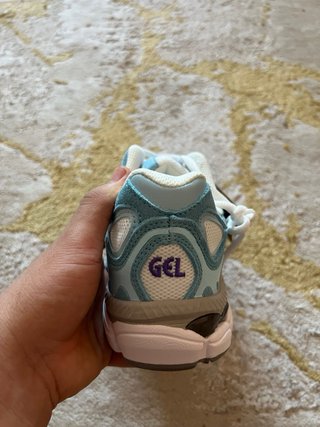 Asics Gel NYC Azul y Blanco