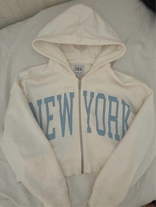 Sudadera Zara corta