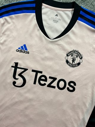 Camiseta Adidas Manchester United rosa L