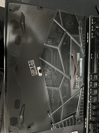 Portátil Gaming MSI GL65 9SEK