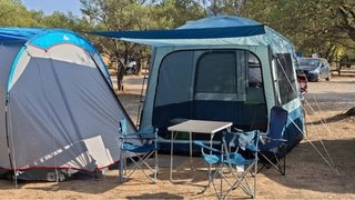 2 Sillas y mesa de camping plegables