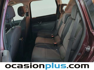Renault Scenic Expression 1.6 82 kW (110 CV)