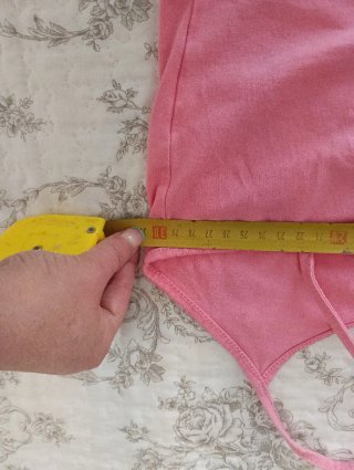 Top tirantes rosa con corazón y alas