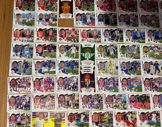 150 Cromos Liga Este 2024-2025 + Escudos