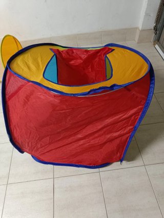 Tienda de campaña infantil con túnel