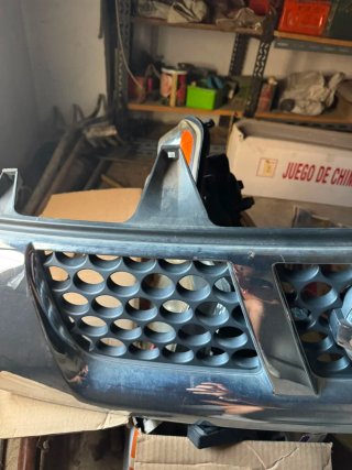 Rejilla Frontal Nissan Navara