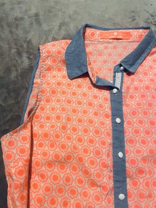 Blusa Cache Cache Naranja y Azul Sin Mangas