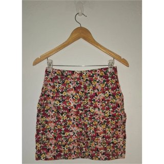 Falda floral multicolor