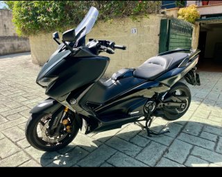 Yamaha TMAX Negra Automática