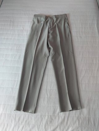Traje hombre chaqueta y corbata plateada