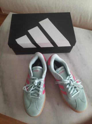 Zapatillas Adidas Vintage Mujer Talla 40