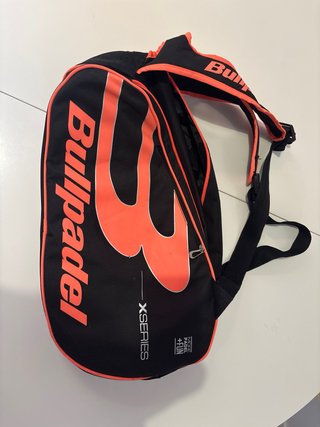 Paletero Bullpadel Fun X-Series Negro Naranja