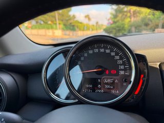 Mini Cooper Blanco con Rayas Negras 27000 kilometr
