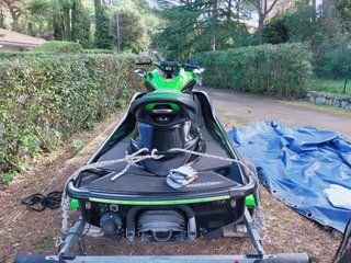 Moto de agua Kawasaki 310 jet ski de agua