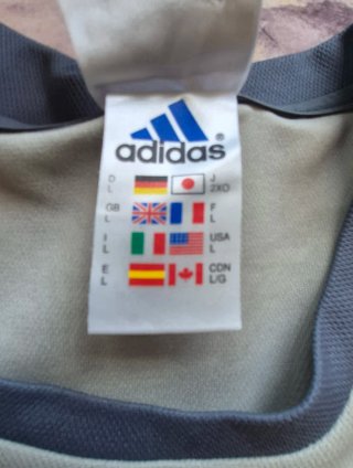 Camiseta Técnica Adidas Vintage Y2K