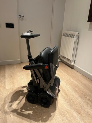 Scooter ligero plegado electrónico