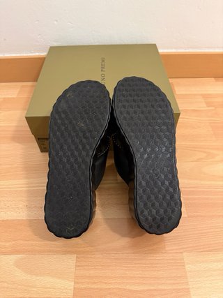 Sandalias plataforma Bruno Premi tachuelas doradas